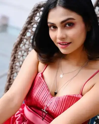 Call Girls Service in Sanquelim